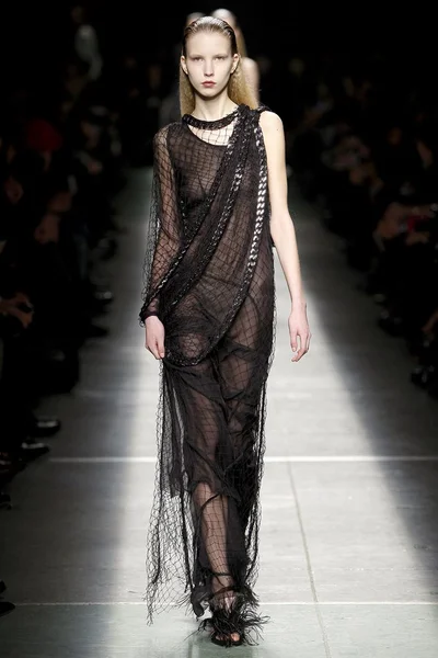 Look 45